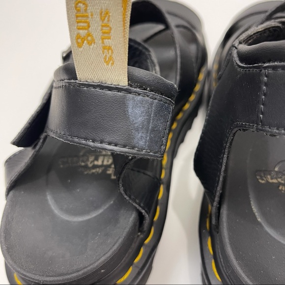 Dr. Martens | Shoes | Dr Martens Blaire Black Hydro Leather | Poshmark